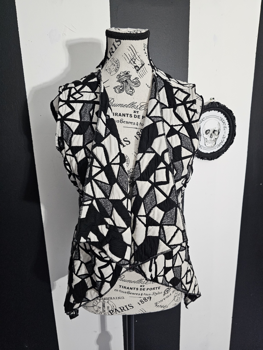Vintage Black & White Geometric Open-Front Vest